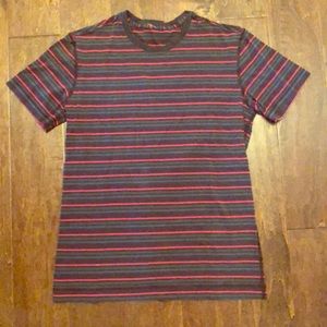 Men’s small Lululemon shirt